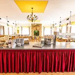 Post Hotel Denkendorf (Bavaria)