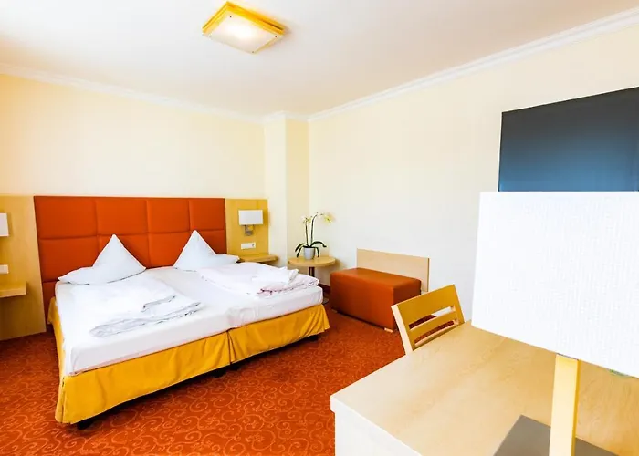 Post Hotel